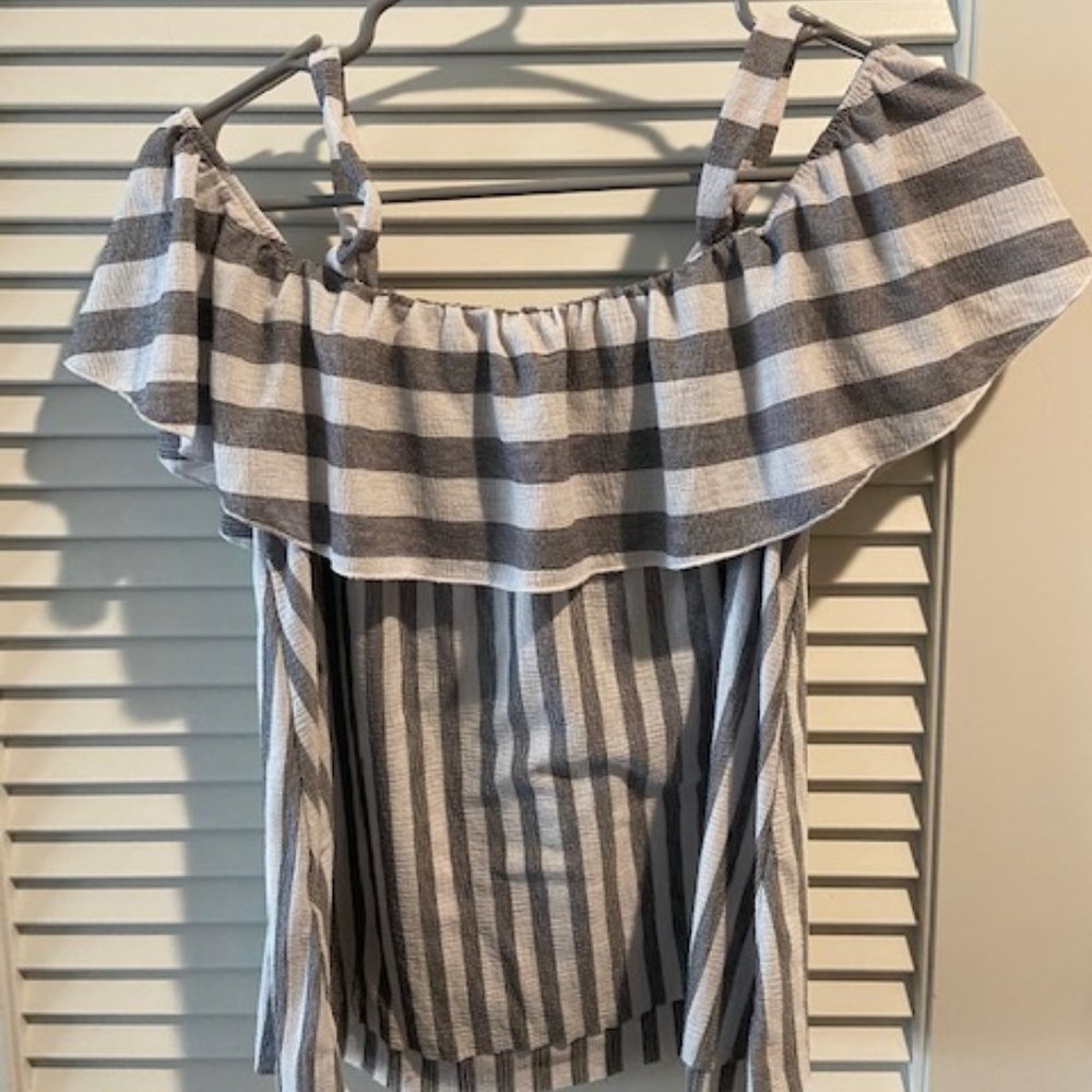 Stripped tank top with sleeves